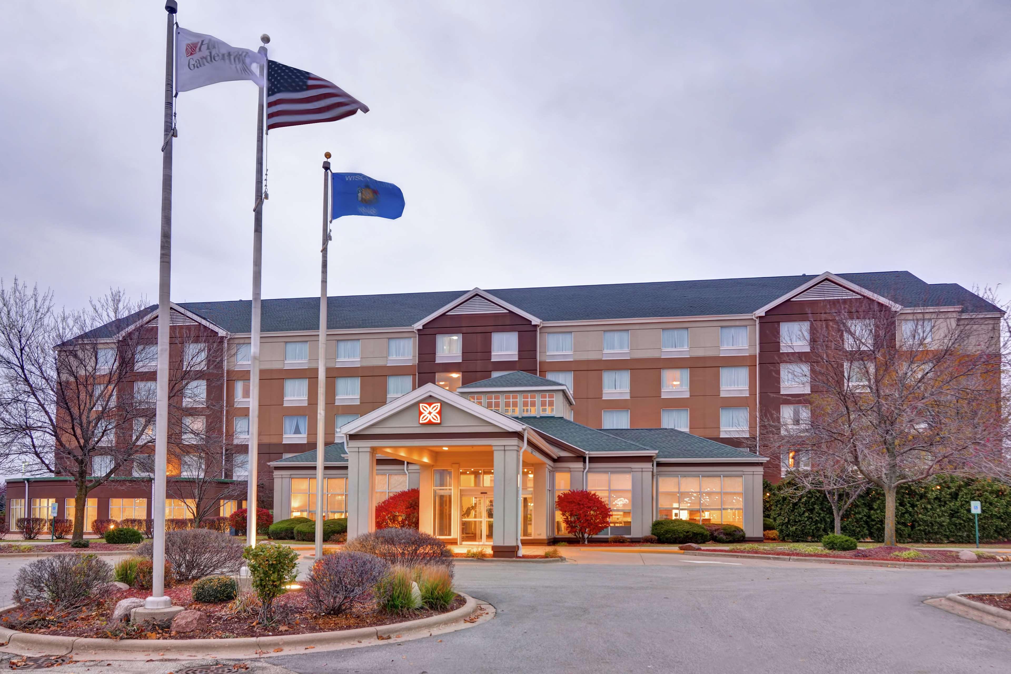 Hilton Garden Inn Appleton/Kimberly Bagian luar foto
