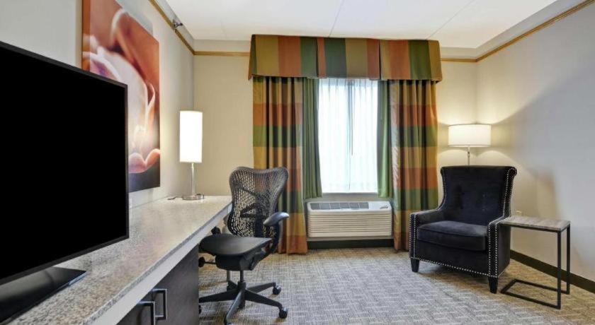 Hilton Garden Inn Appleton/Kimberly Bagian luar foto